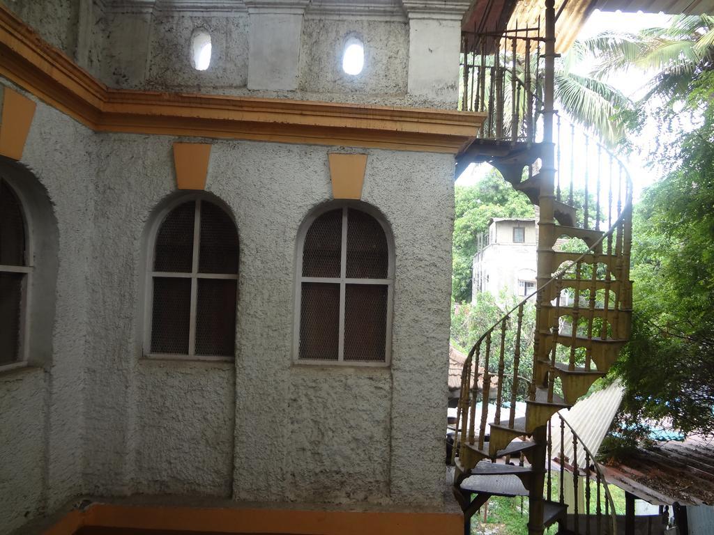 Hotel Rajmandir Púna Exteriér fotografie