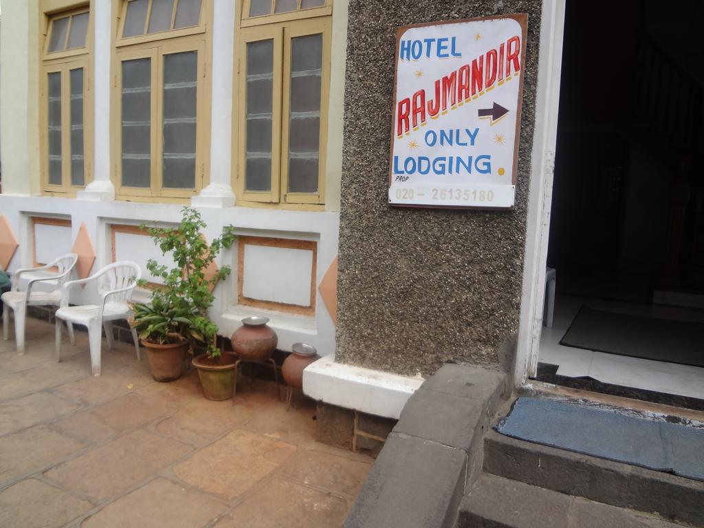 Hotel Rajmandir Púna Exteriér fotografie