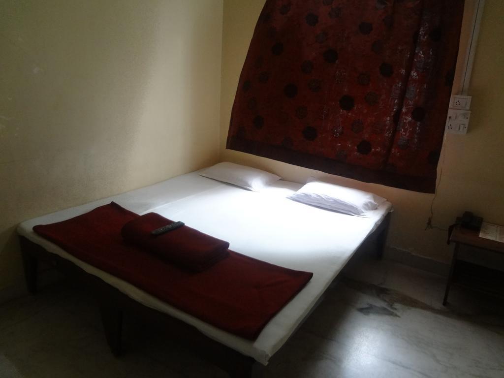 Hotel Rajmandir Púna Pokoj fotografie
